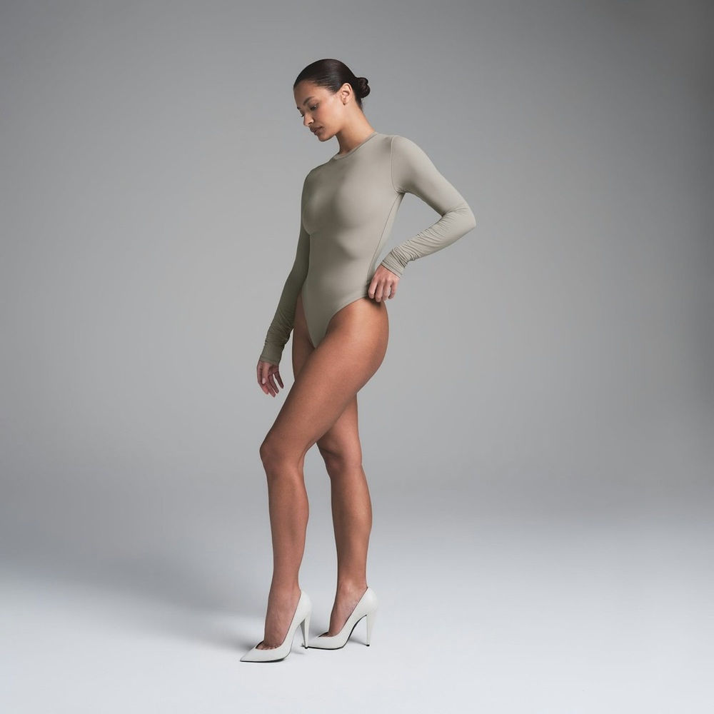 Elegant Beige Long Sleeve Bodysuit